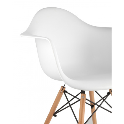 Стул пластиковый с подлокотниками «Eames Литой» с жестким сиденьем (деревянный каркас) - интернет-магазин КленМаркет.ру