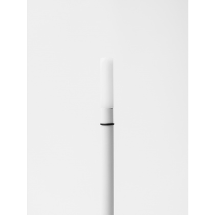Лампа настольная LED CANDLE беспроводная белая d=11 см. h=25,5 см. 1 цвет, 3 режима яркости, алюм. - интернет-магазин КленМаркет.ру